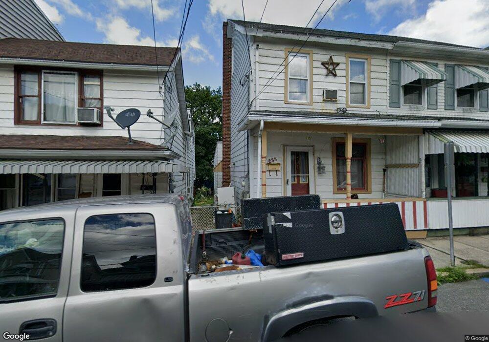 233 W Bertsch St, Lansford, PA 18232 - photo 1