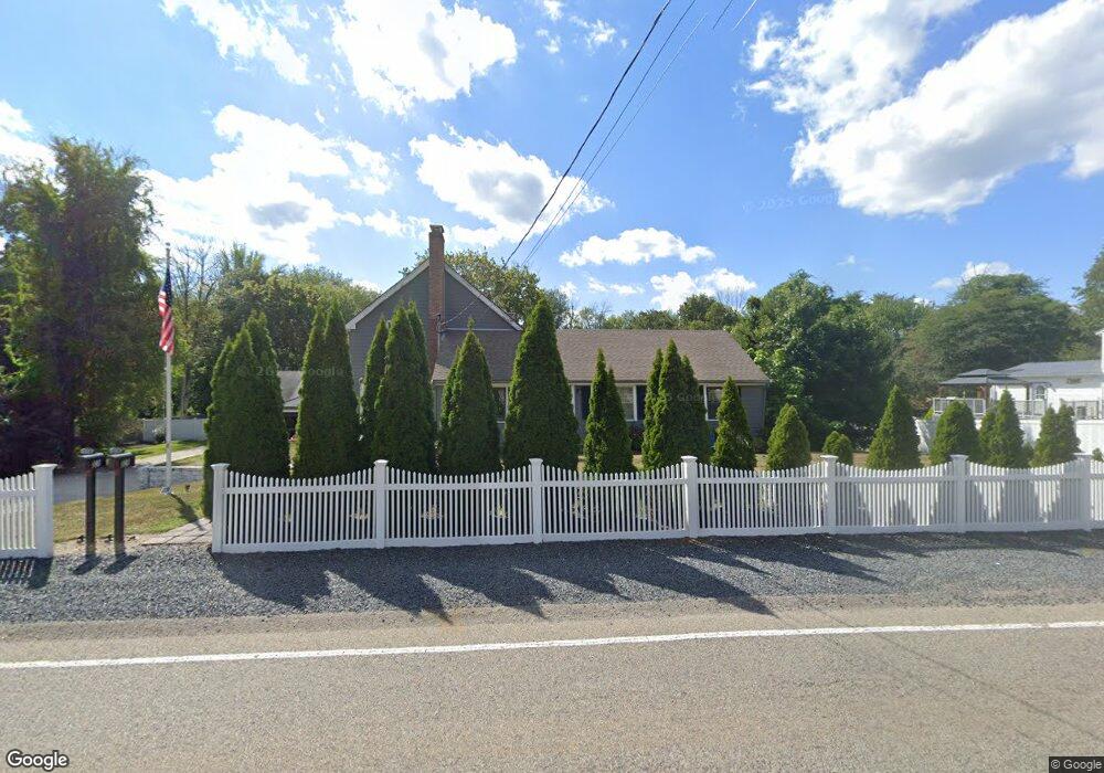 328 Whiting St, Hanover, MA 02339 - photo 1