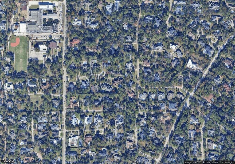 11301 Williamsburg Dr, Houston, TX 77024 - photo 1