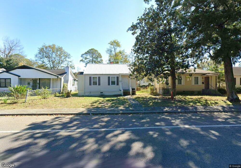 217 Goebel Ave, Savannah, GA 31404 - photo 1