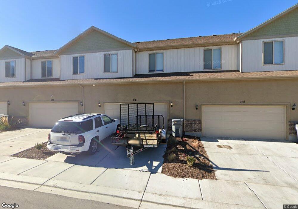 956 N Apple Seed Ln unit 24, Santaquin, UT 84655 - photo 1