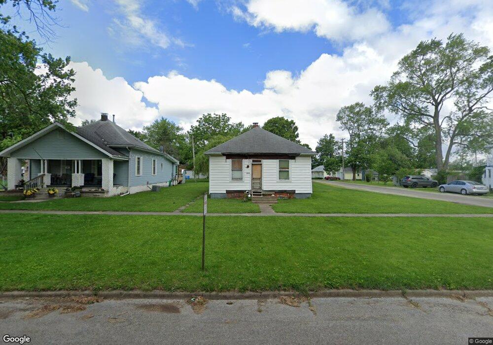921 N 12th St, Mattoon, IL 61938 - photo 1