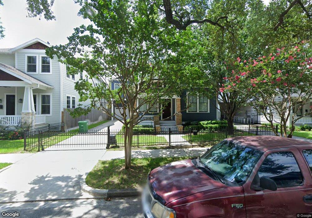 1128 Woodland St, Houston, TX 77009 - photo 1