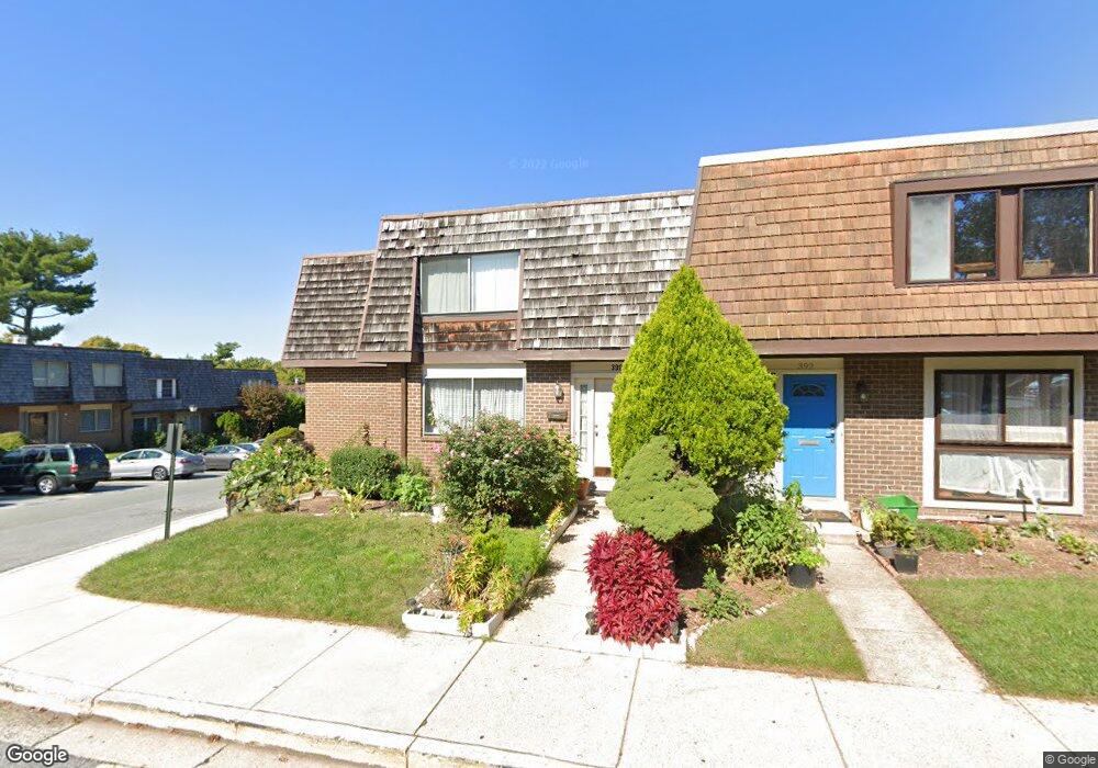 390 W Deer Park Rd unit 13, Gaithersburg, MD 20877 - photo 1