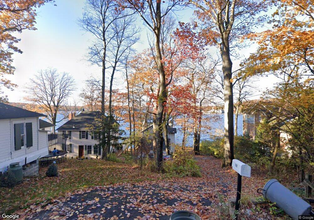 135 Mcgregor Ave, Mount Arlington, NJ 07856 - photo 1