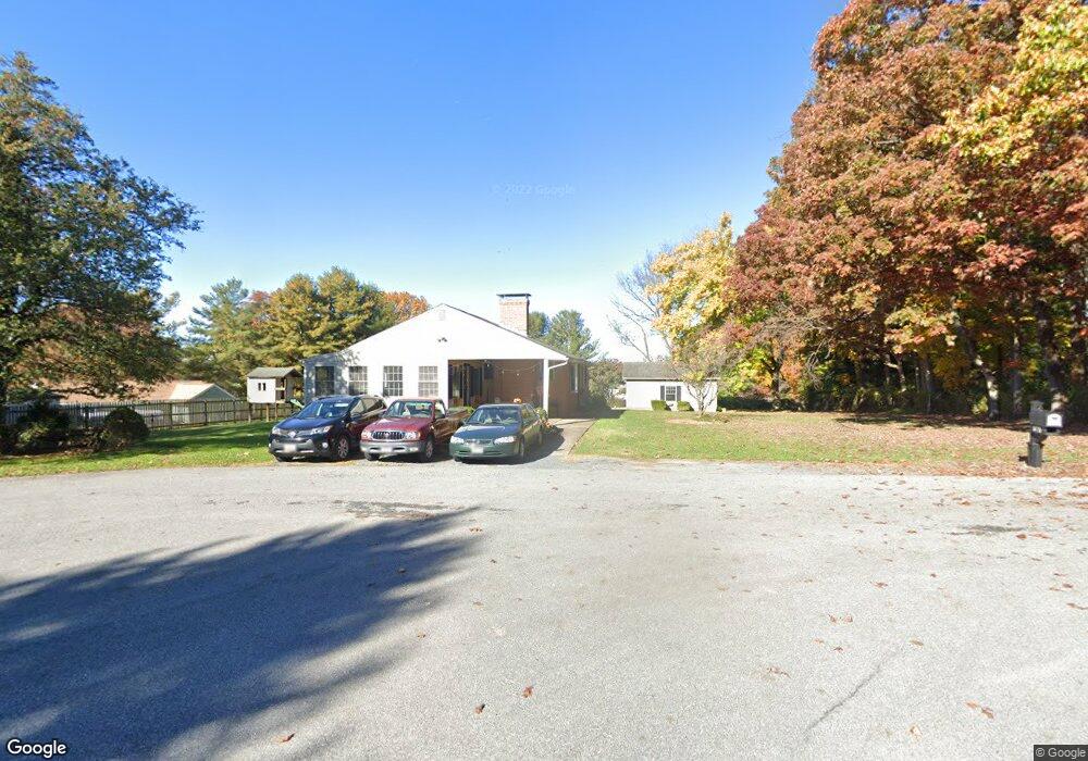 6776 Marvin Ave, Sykesville, MD 21784 - photo 1