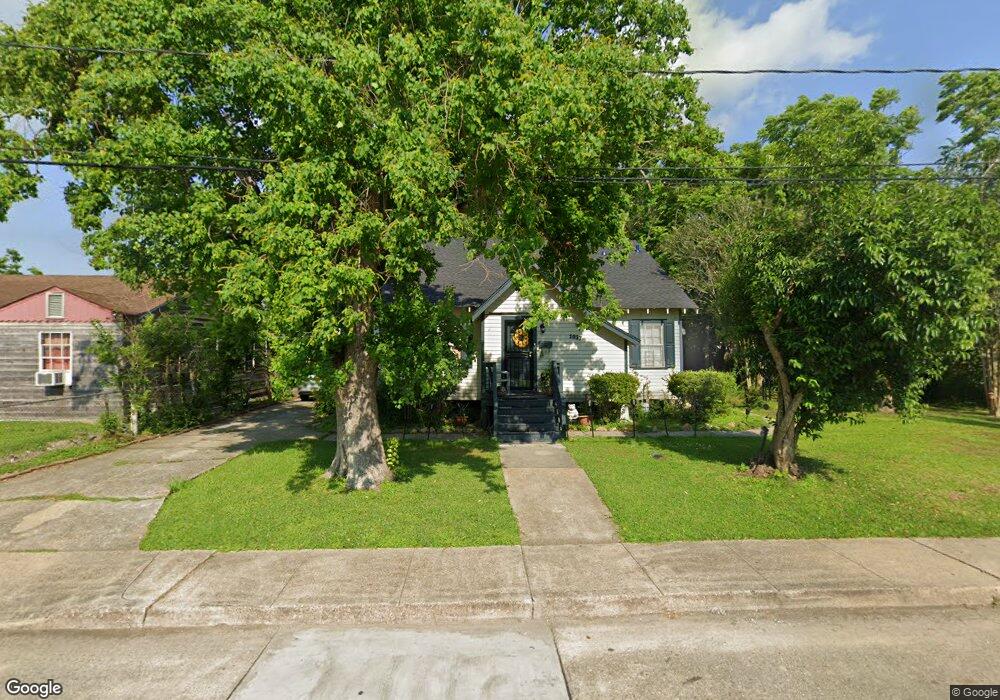 1037 Grinage St, Houma, LA 70360 - photo 1