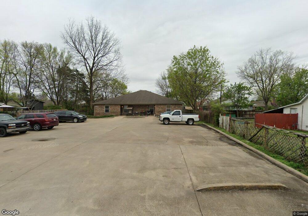 109 W Cleveland St, Prairie Grove, AR 72753 - photo 1