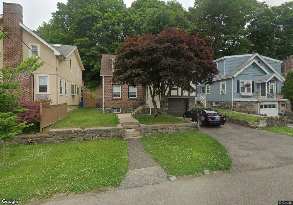 17 Green Ln, Greenwich, NY 06831 - photo 1