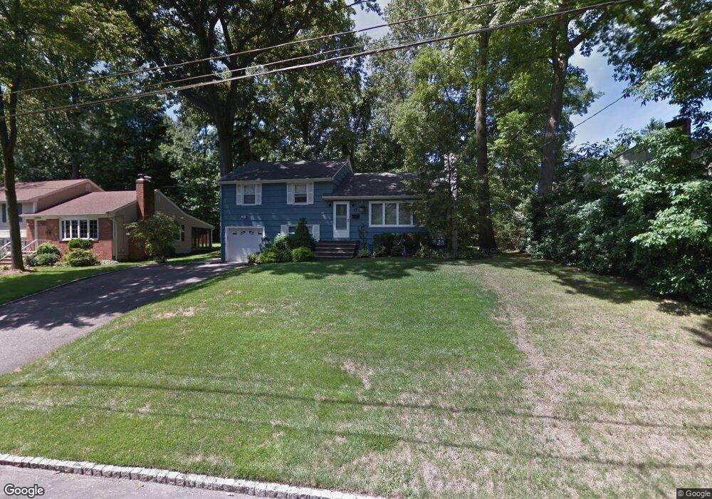 17 Rossmore Terrace, Livingston, NJ 07039 - photo 1