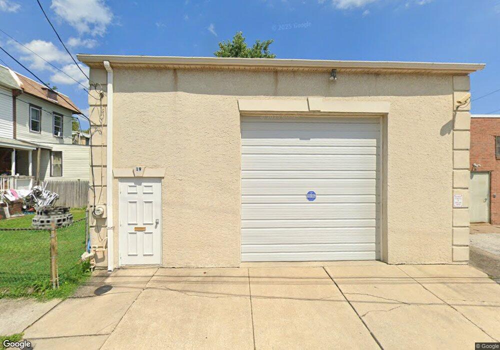 19 Wolfenden Ave, Collingdale, PA 19023 - photo 1