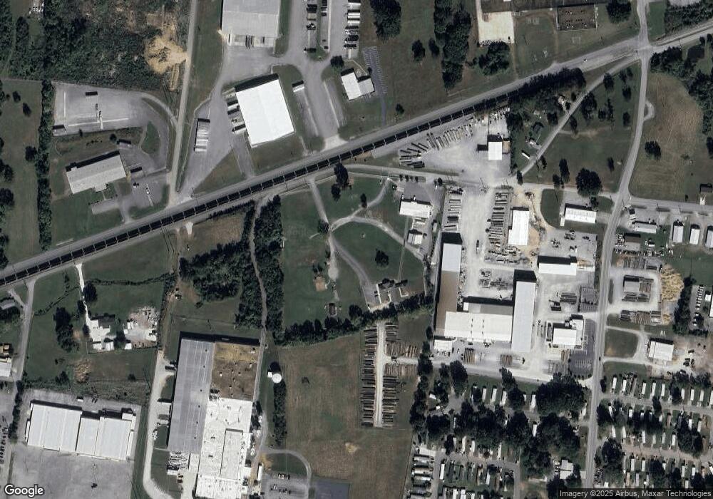 1300 Railroad Ave, Shelbyville, TN 37160 - photo 1