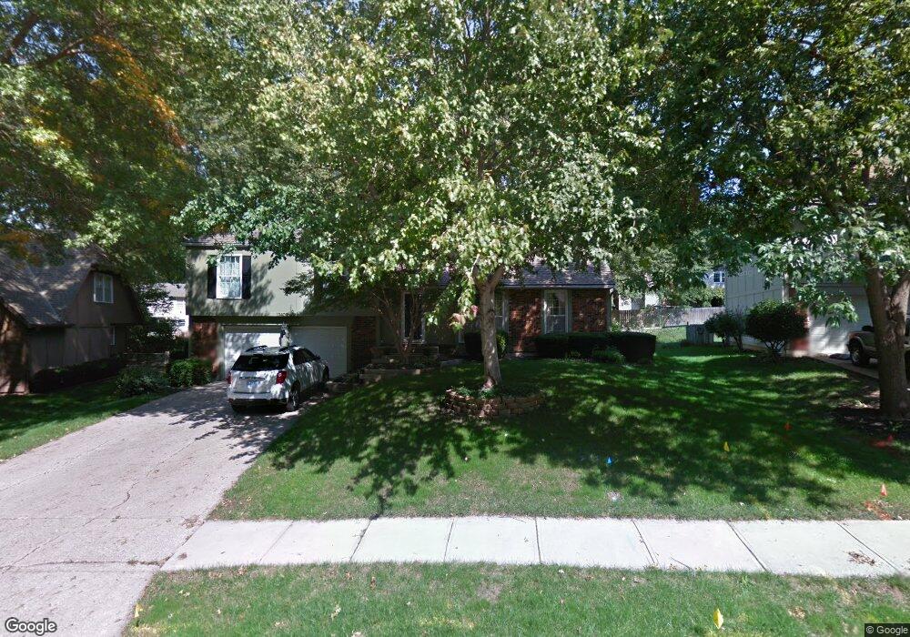 13408 W 77th Place, Shawnee, KS 66216 - photo 1