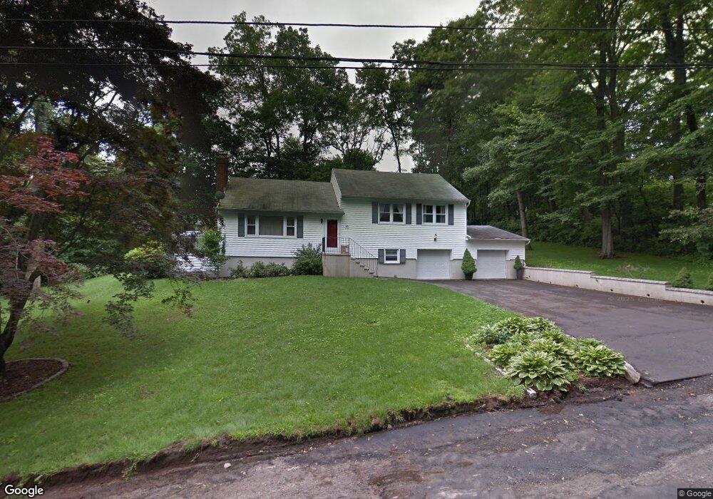 15 Ferncliff Rd, Fairfield, CT 06825 - photo 1