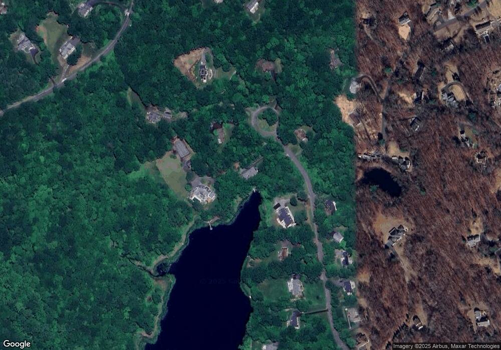 165 Falcon Crest Rd, Middlebury, CT 06762 - photo 1