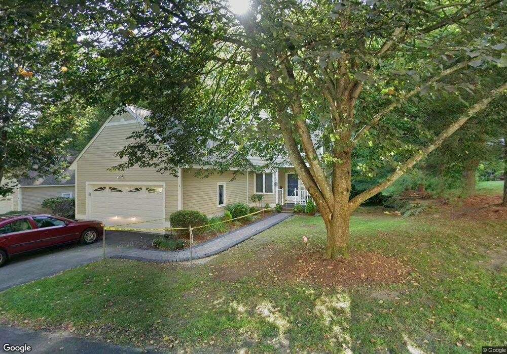 8 Jared Cir unit U23, Nashua, NH 03063 - photo 1