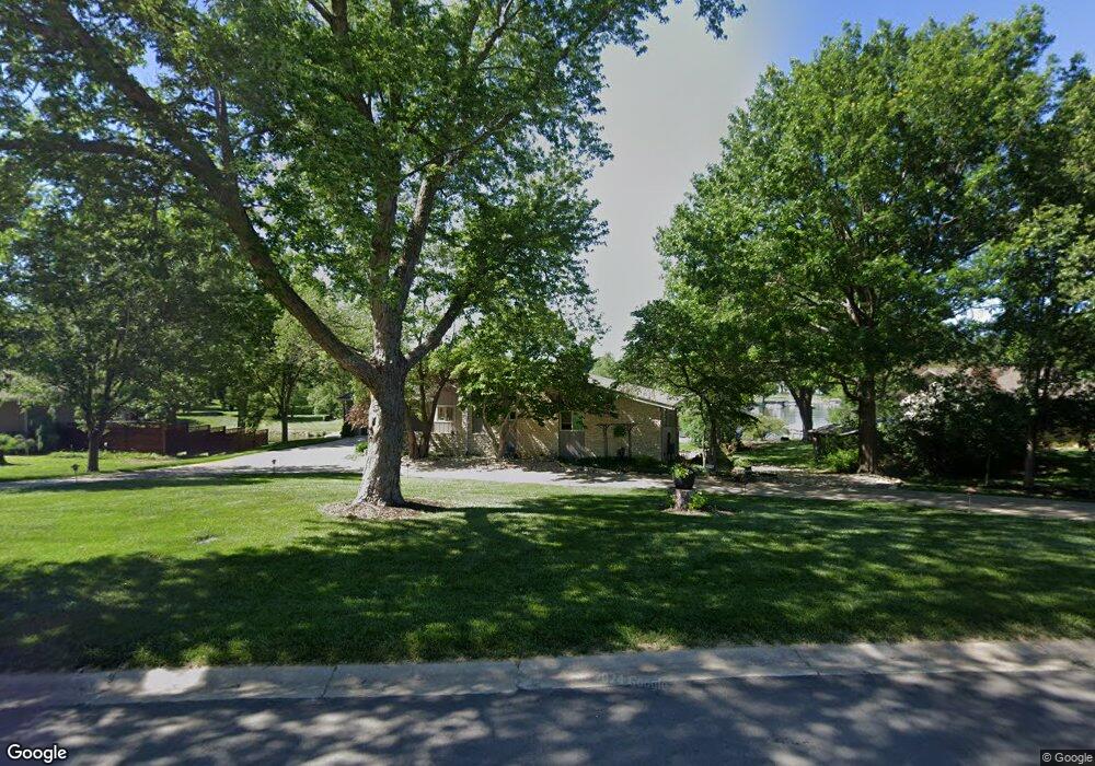 6830 SW Aylesbury Rd, Topeka, KS 66610 - photo 1