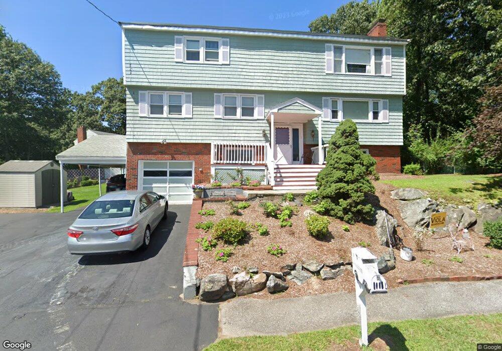 7 Whispering Hill Rd, Woburn, MA 01801 - photo 1