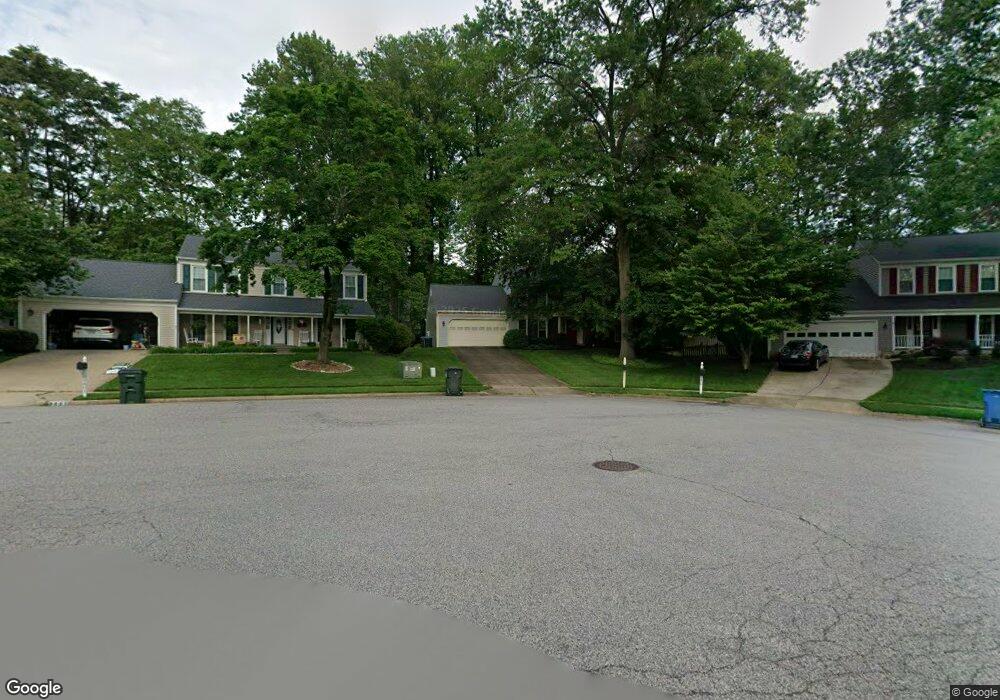 9805 Woodfahl Ct, Burke, VA 22015 - photo 1