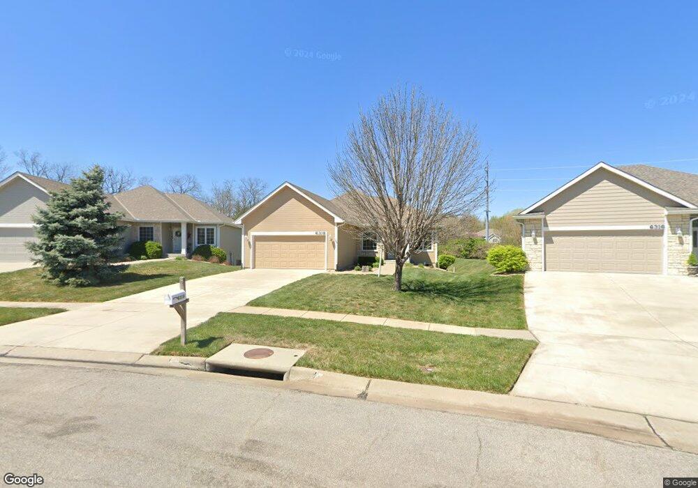 6318 SW Monarch Ct, Topeka, KS 66610 - photo 1