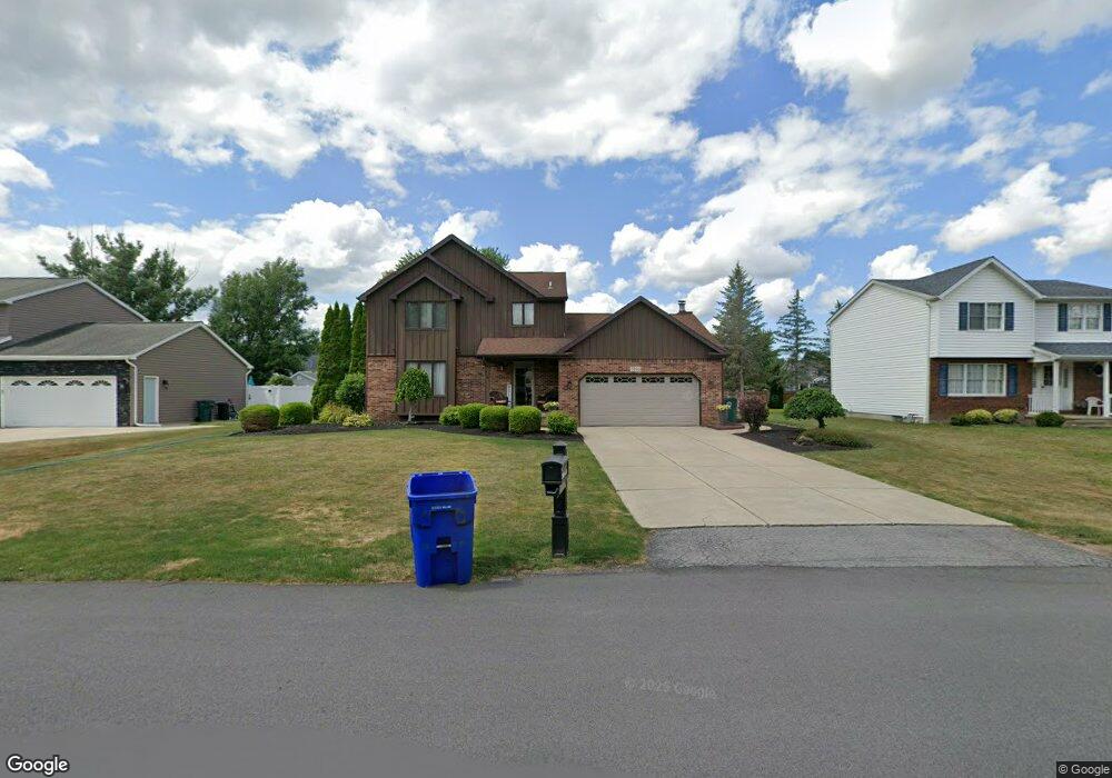 7266 Norman Rd, North Tonawanda, NY 14120 - photo 1