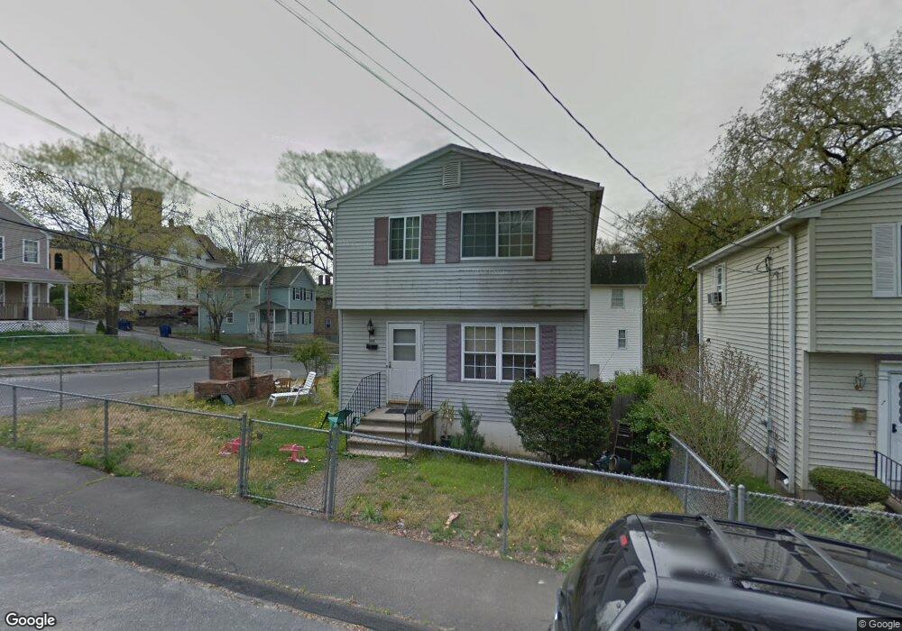 1 Crownbrook Dr, Waterbury, CT 06704 - photo 1