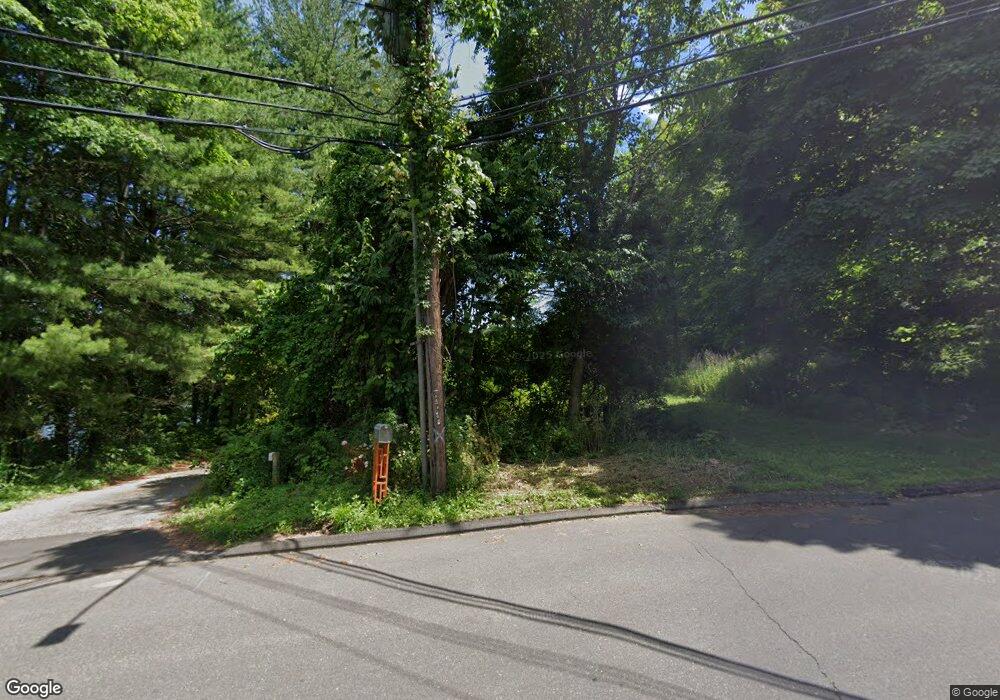 34 Linsley Lake Rd, North Branford, CT 06471 - photo 1