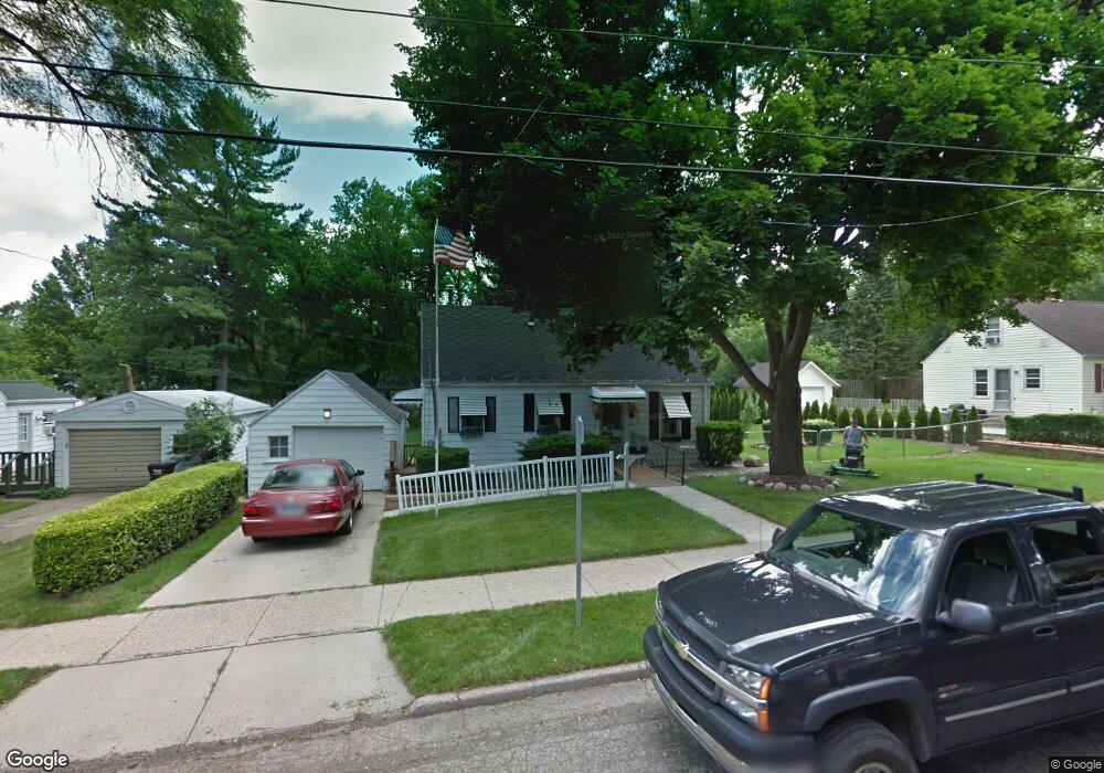 617 Vernon Ave, Lansing, MI 48910 - photo 1