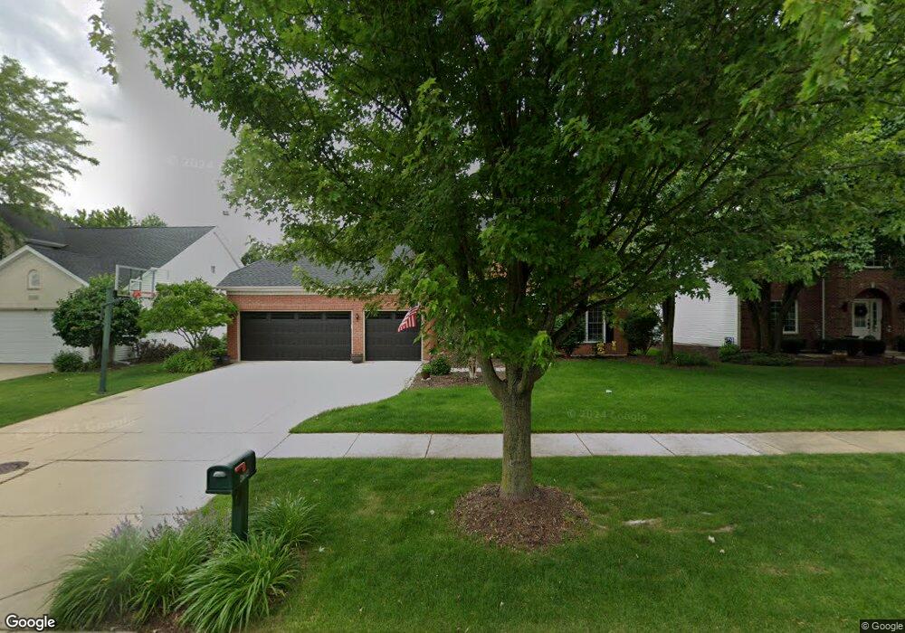 4704 Mather Dr, Naperville, IL 60564 - photo 1