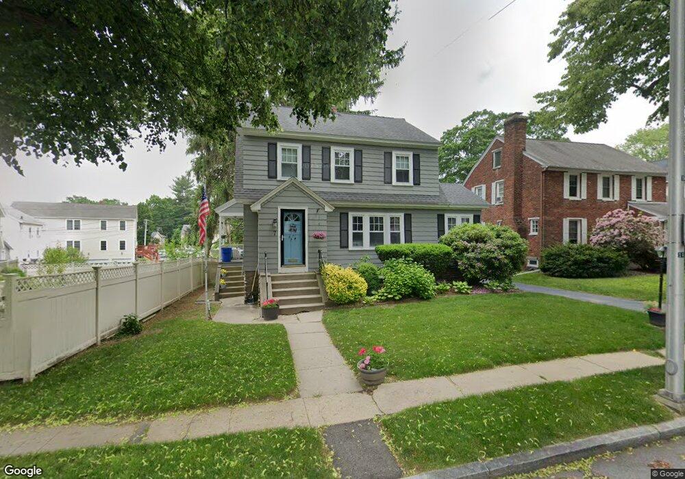 7 Wamsutta Ave, Worcester, MA 01602 - photo 1