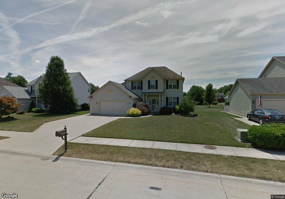 27007 Valeside Ln, Olmsted Falls, OH 44138 - photo 1