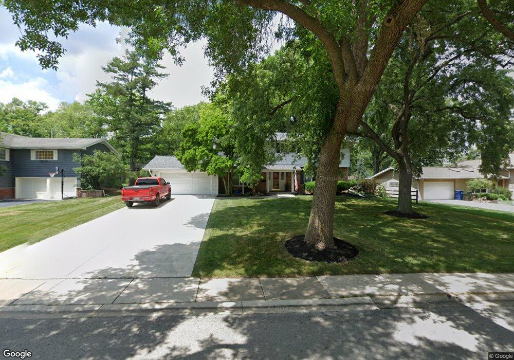 11 Meisinger Ln, Naperville, IL 60540 - photo 1