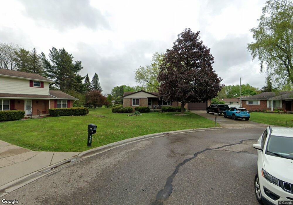 5347 Birchtree Ct, Flint, MI 48532 - photo 1