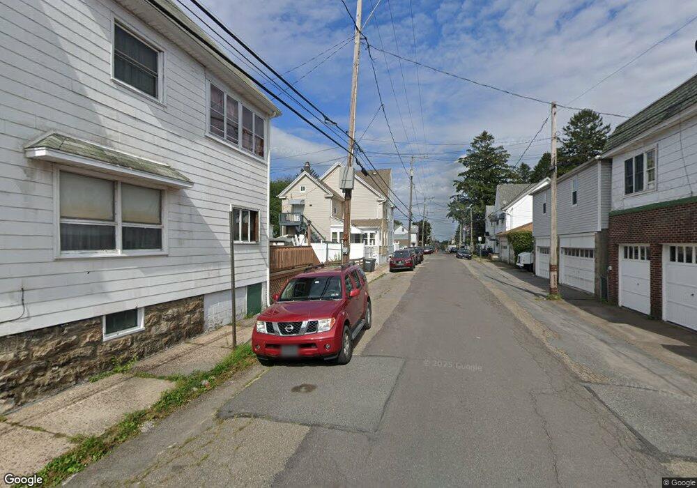 733 W 1st St, Hazleton, PA 18201 - photo 1