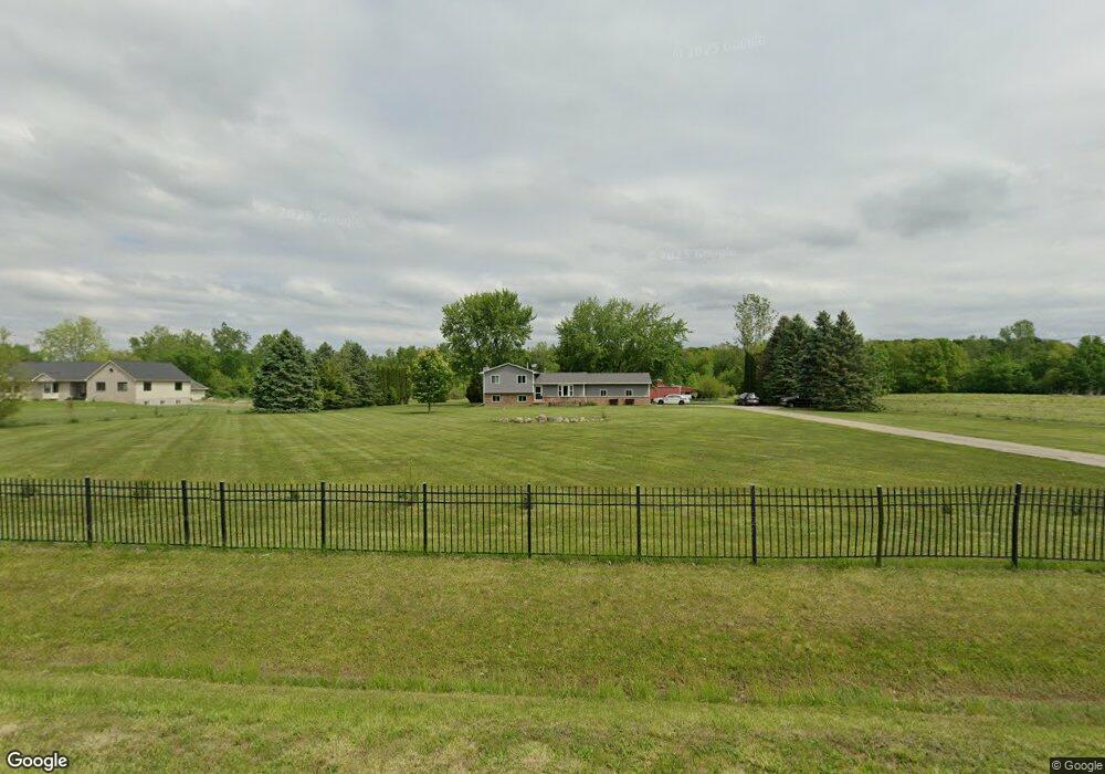 6360 Carpenter Rd, Flushing, MI 48433 - photo 1