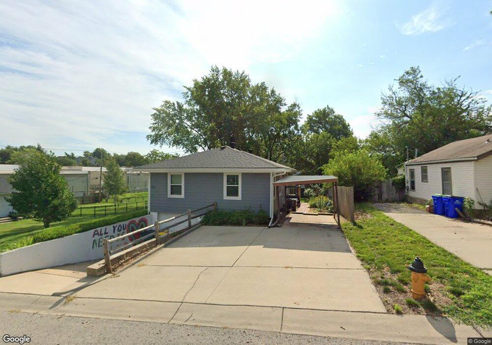 5913 Halsey St, Shawnee, KS 66216 - photo 1