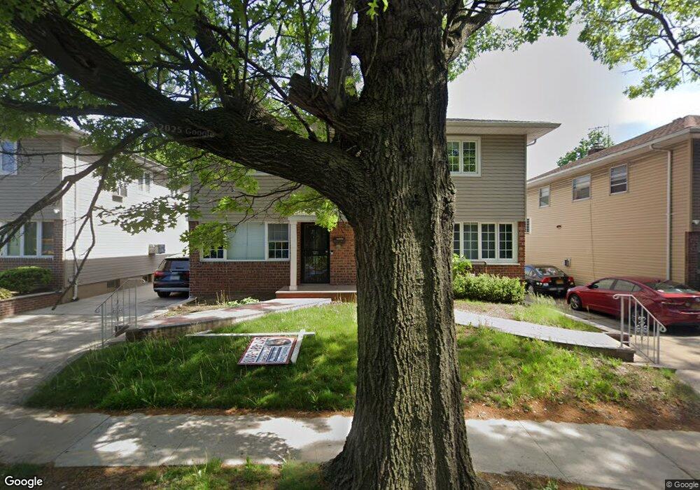 25612 Horace Harding Expy, Flushing, NY 11362 - photo 1