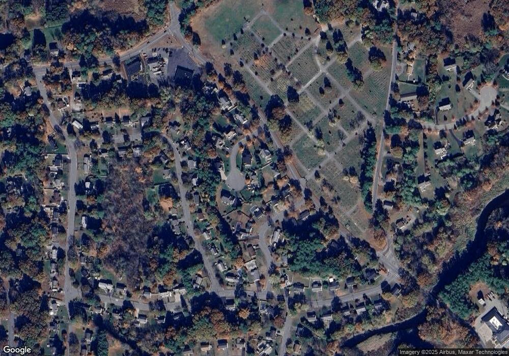 4 Claire Cir, Hudson, MA 01749 - photo 1