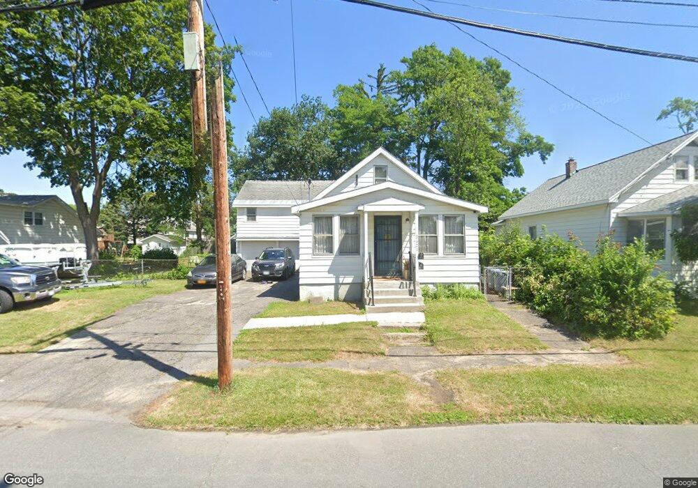 2121 Gray St, Schenectady, NY 12306 - photo 1