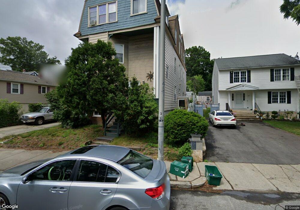 35 W Boylston Dr, Worcester, MA 01606 - photo 1