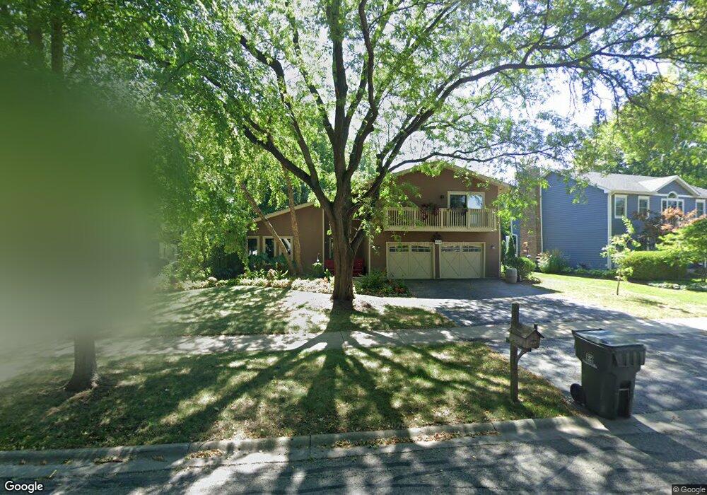 624 Buttonwood Cir, Naperville, IL 60540 - photo 1