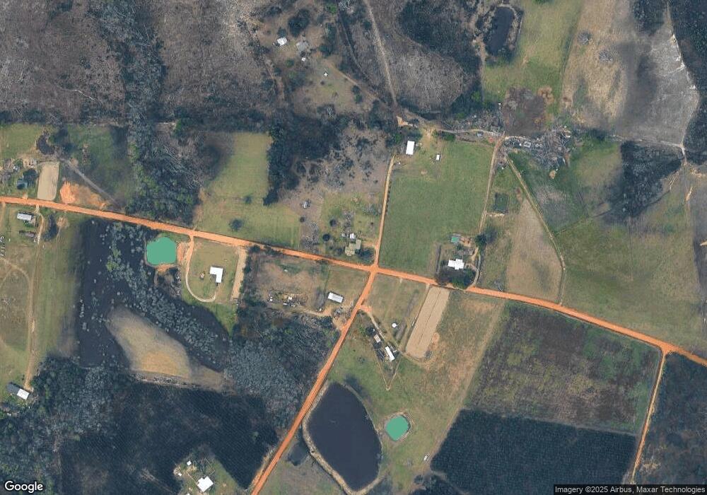 419 Robin Rd, Alma, GA 31510 - photo 1