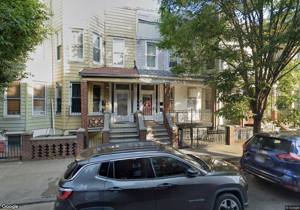 2475 Cambreleng Ave, Bronx, NY 10458 - photo 1