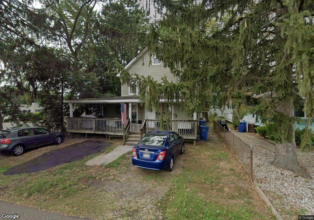 5 Garden Place, Middlesex, NJ 08846 - photo 1