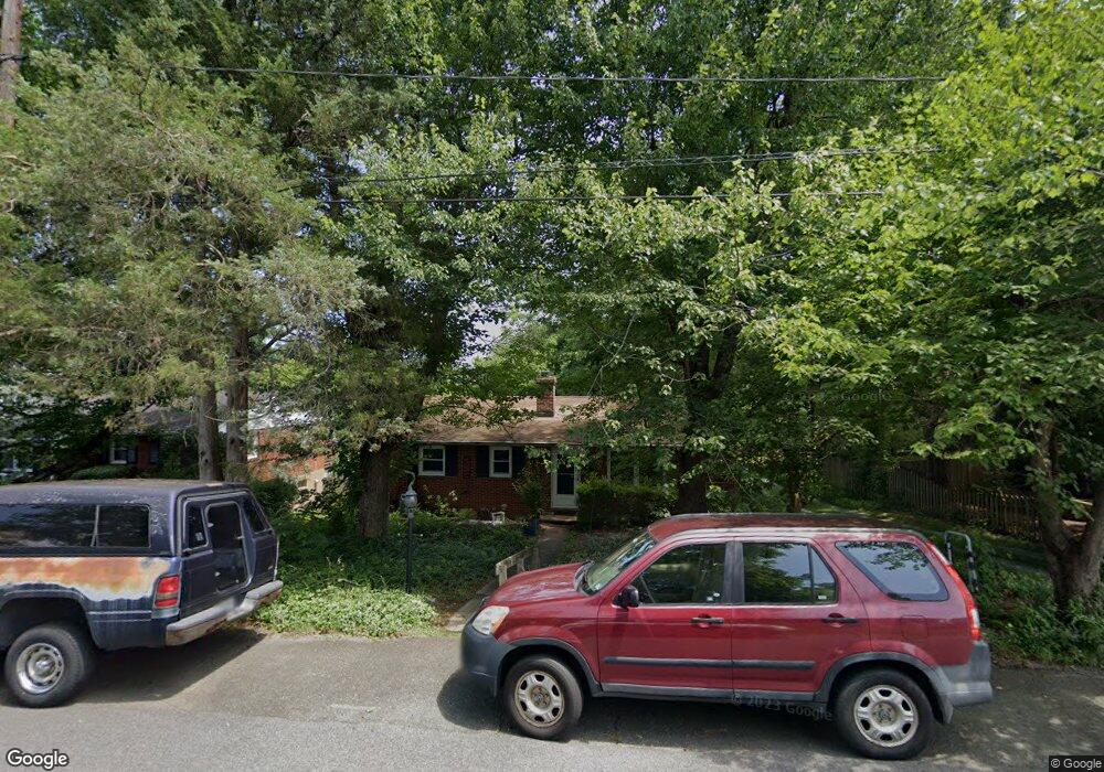 1005 Locust Ln, Charlottesville, VA 22901 - photo 1