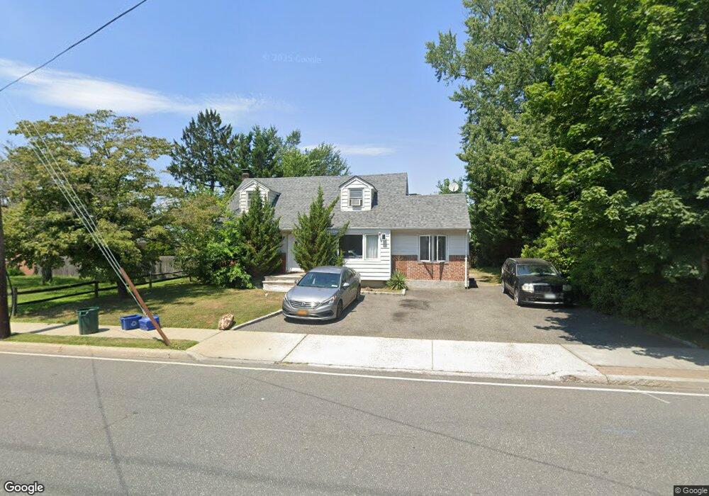 6 Glenwood Rd, Glen Head, NY 11545 - photo 1