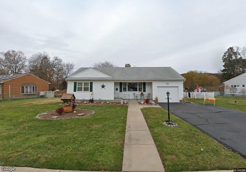 43 Arcellia Dr, Manchester, CT 06042 - photo 1