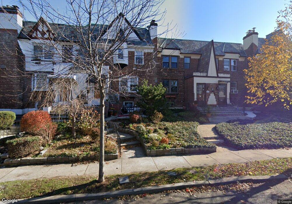 81 Dartmouth St, Valley Stream, NY 11581 - photo 1