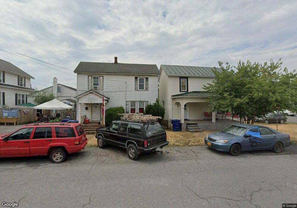 726 Warren Ave, Front Royal, VA 22630 - photo 1