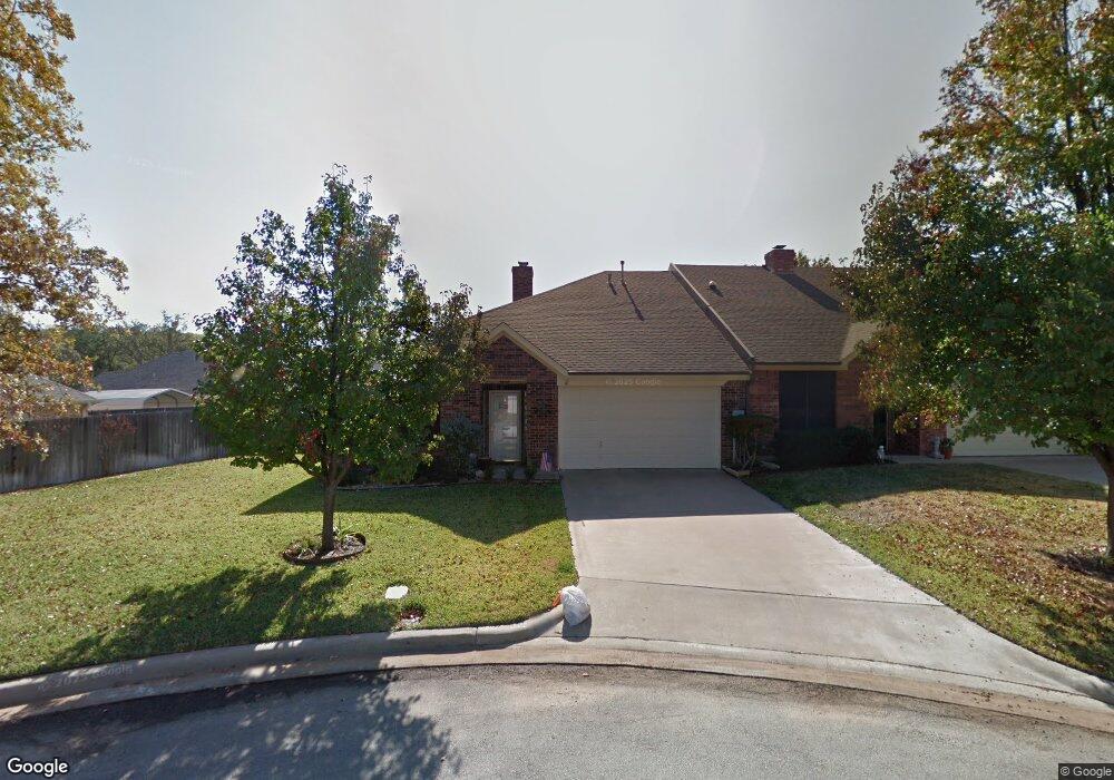 942 Heather Ct, Weatherford, TX 76086 - photo 1